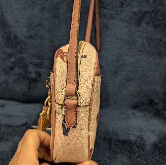 Michael Kors City print Crossbody Bag AND unbranded Bag Charm.  9.5x6.5x2", NWOT - Picture 12 of 13